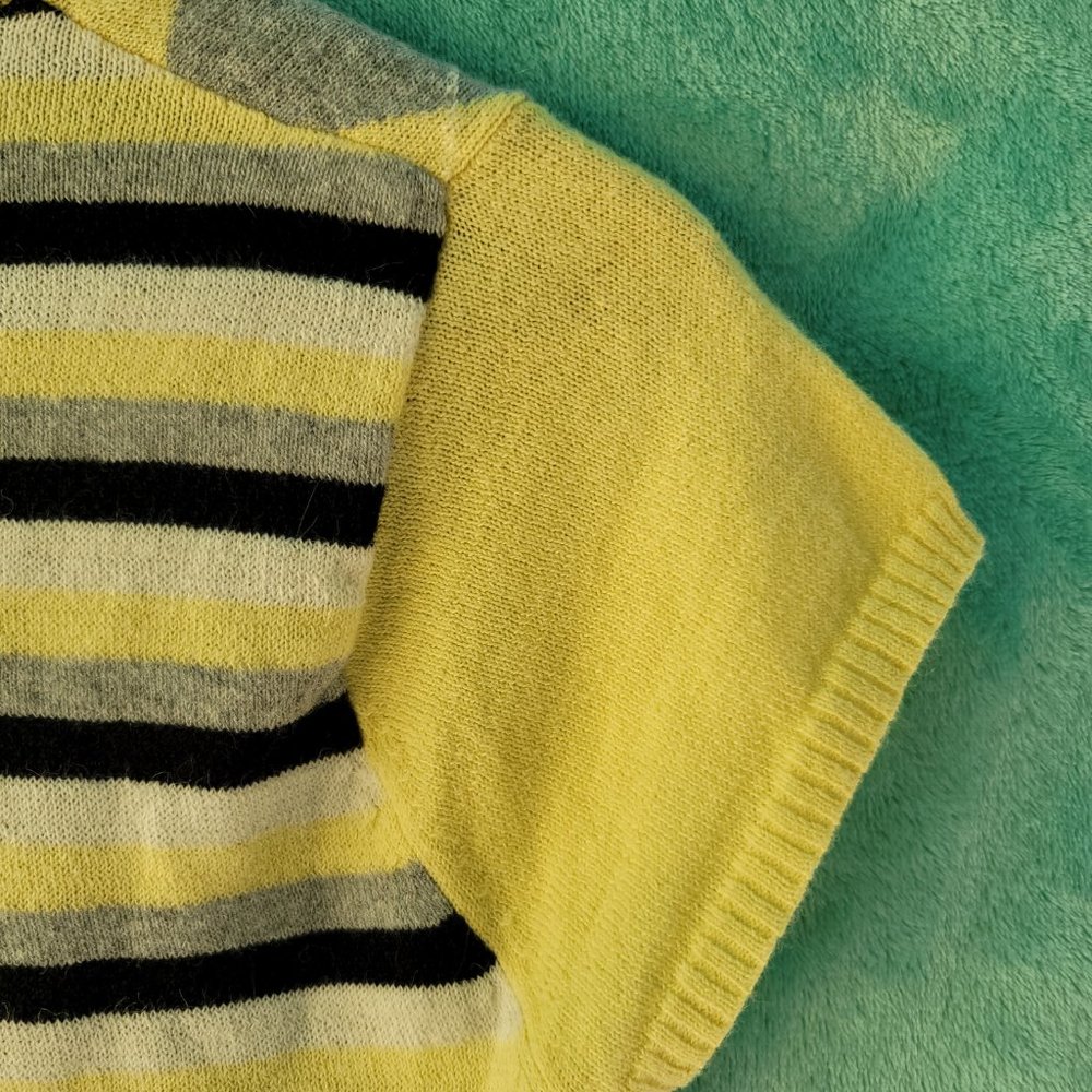J.J. Basics yellow argyle light weight knit sweater size medium - Picture 4 of 4
